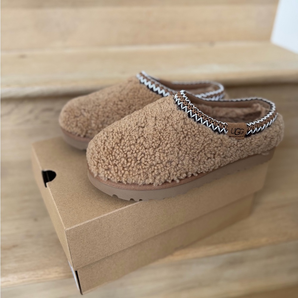 UGG Tasman Maxi Curly Clog Slippers